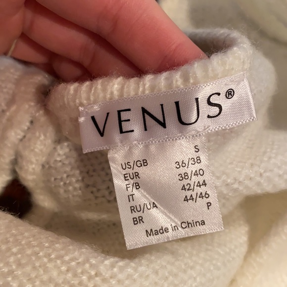 White sweater - Picture 3 of 3